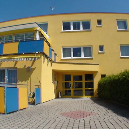 Motel Am Highway Althengstett Екстериор снимка